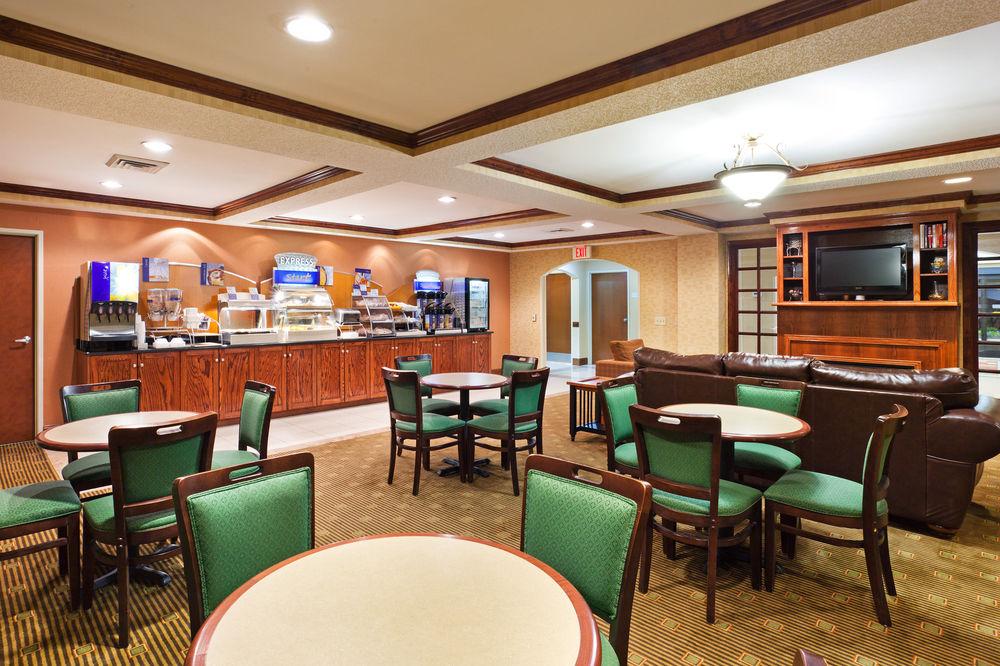 Holiday Inn Express & Suites Reidsville By Ihg Extérieur photo