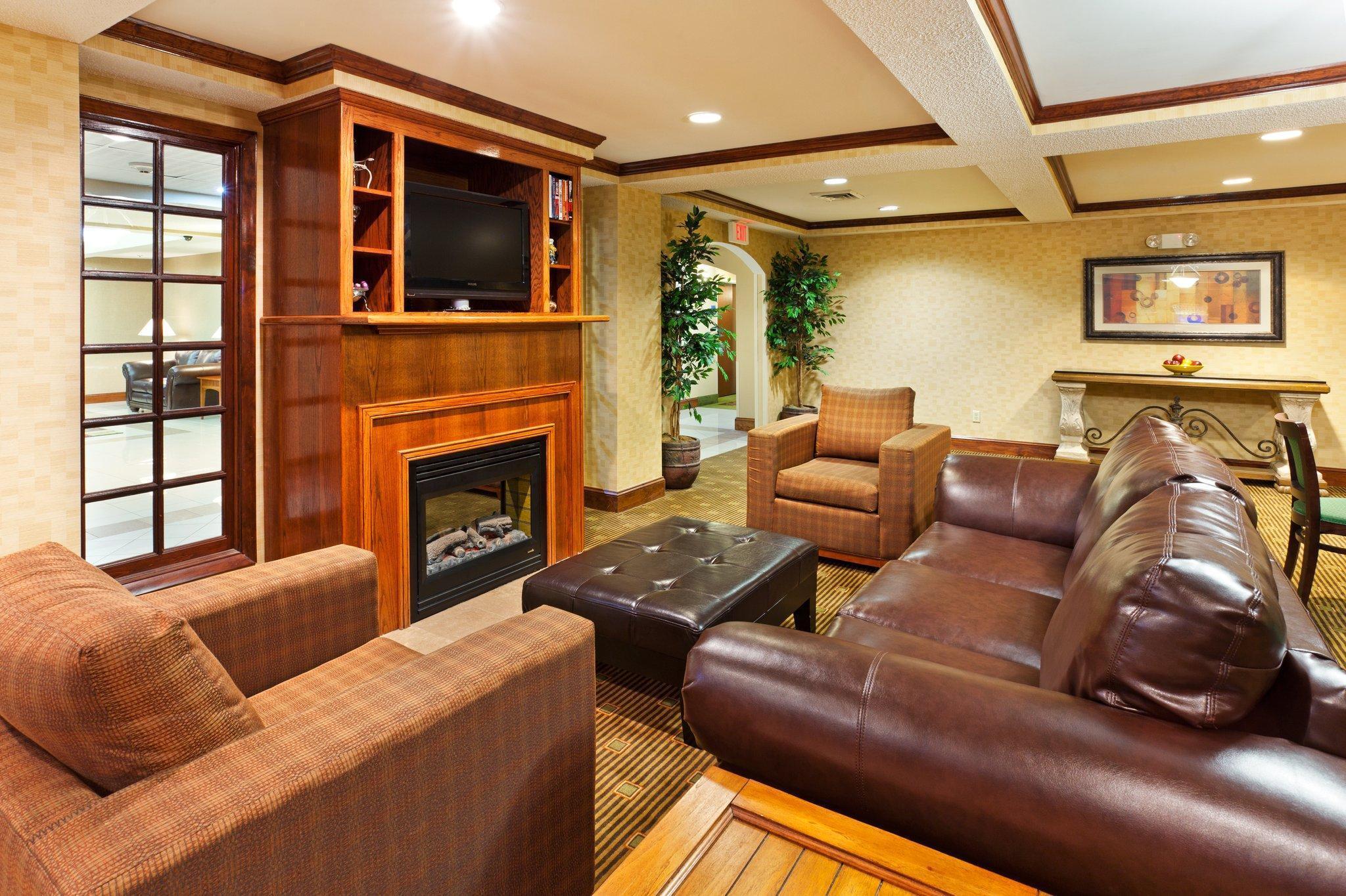 Holiday Inn Express & Suites Reidsville By Ihg Extérieur photo